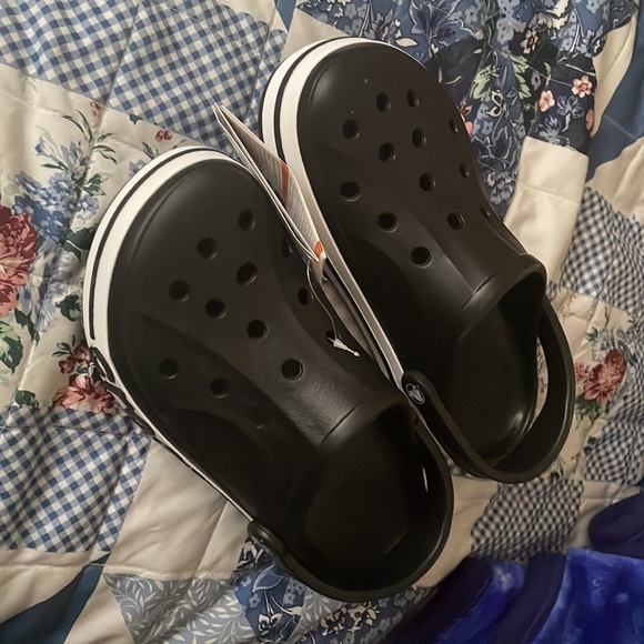 Crocs - Picture 3 of 5